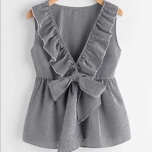 Vneck black&white women top